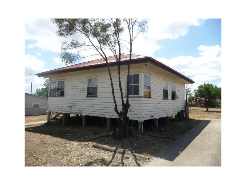 15 KIMBER STREET, Biggenden QLD 4621