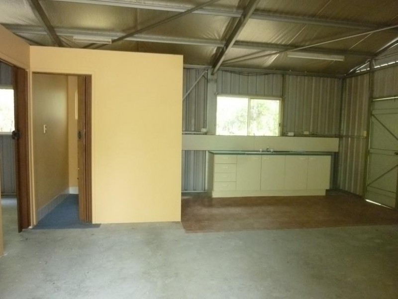 7 CHARLTON STREET, Buxton QLD 4660