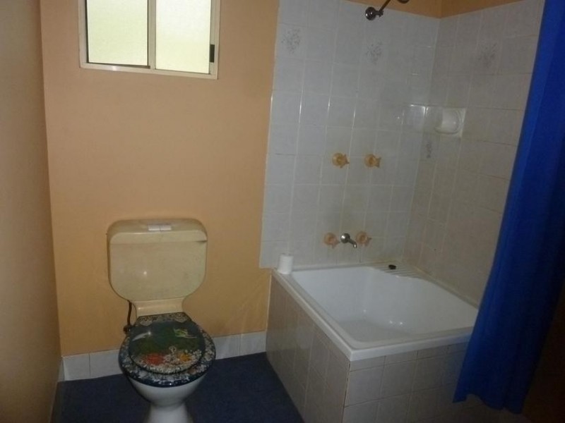 7 CHARLTON STREET, Buxton QLD 4660