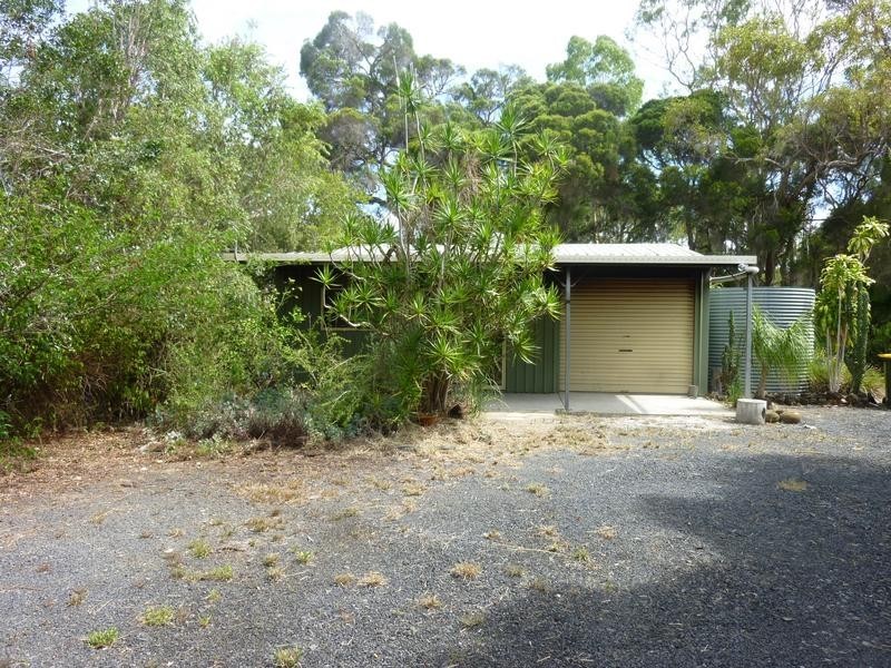 7 CHARLTON STREET, Buxton QLD 4660