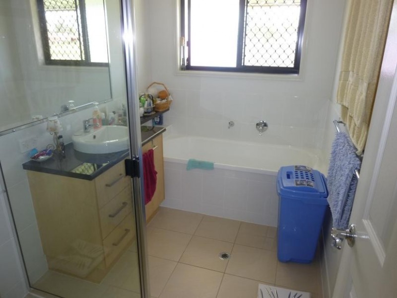 22 BLUE GUM DRIVE, Redridge QLD 4660