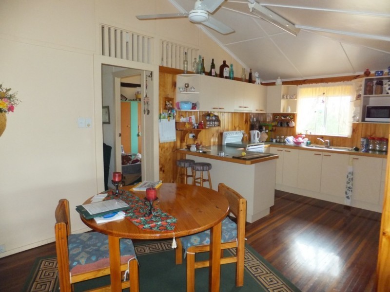 76 NISSENS LANE, Childers QLD 4660