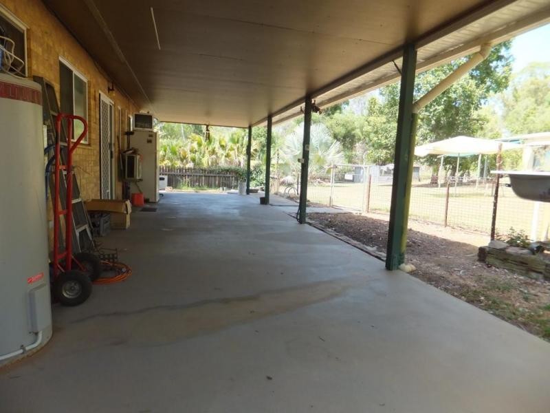 76 GELSOMINOS ROAD, South Isis QLD 4660