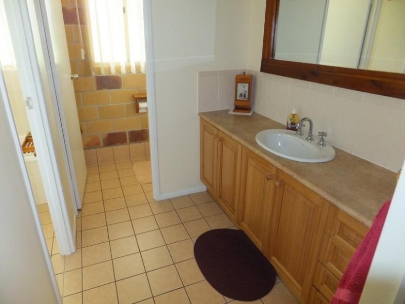 8 WHITES ROAD, Horton QLD 4660