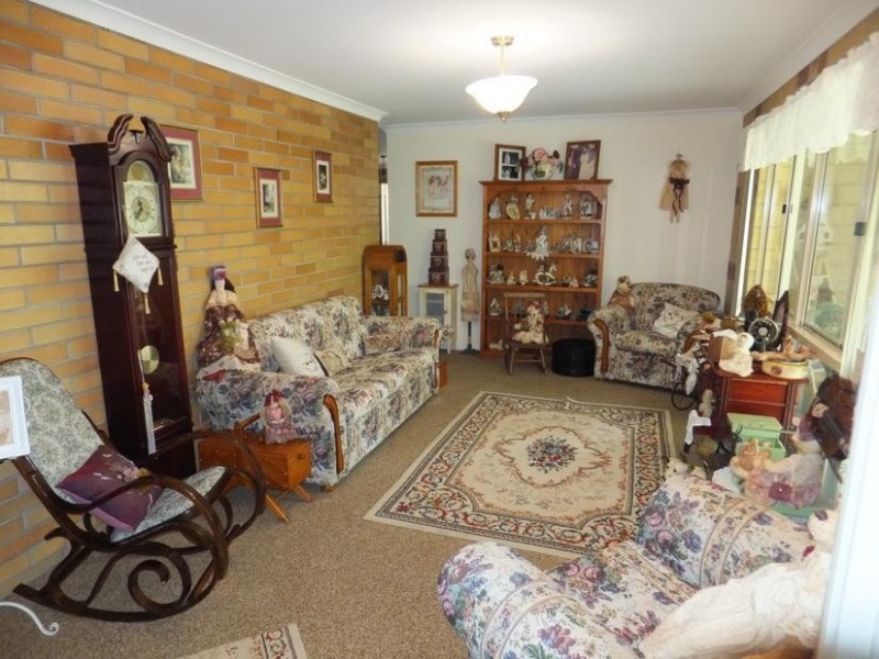 8 WHITES ROAD, Horton QLD 4660