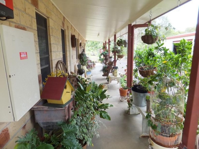 8 WHITES ROAD, Horton QLD 4660