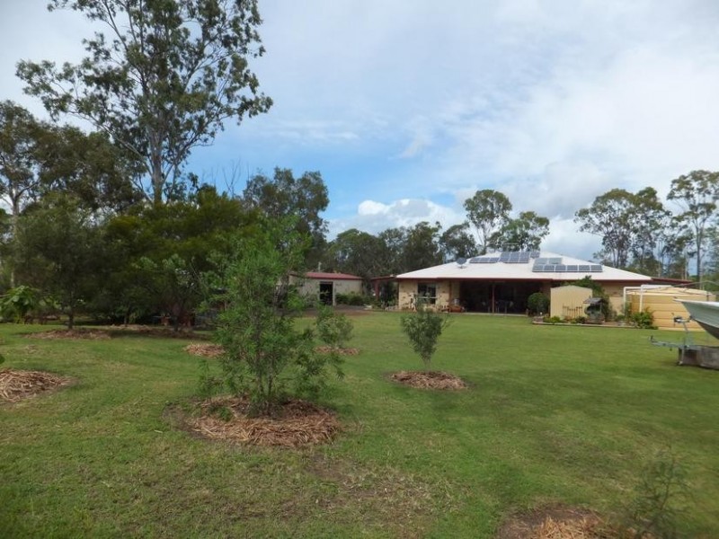 8 WHITES ROAD, Horton QLD 4660