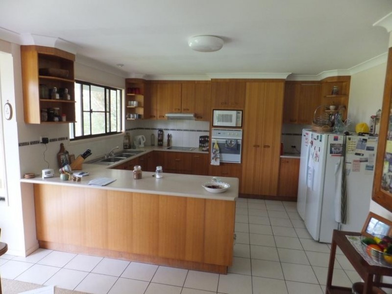 565 BURRUM HEADS ROAD, Burrum River QLD 4659