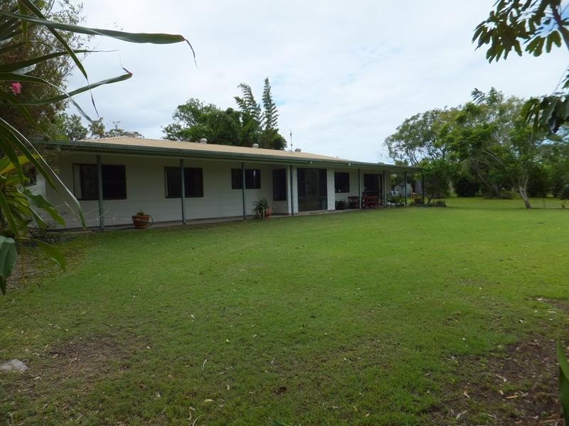 565 BURRUM HEADS ROAD, Burrum River QLD 4659