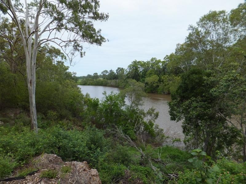 565 BURRUM HEADS ROAD, Burrum River QLD 4659