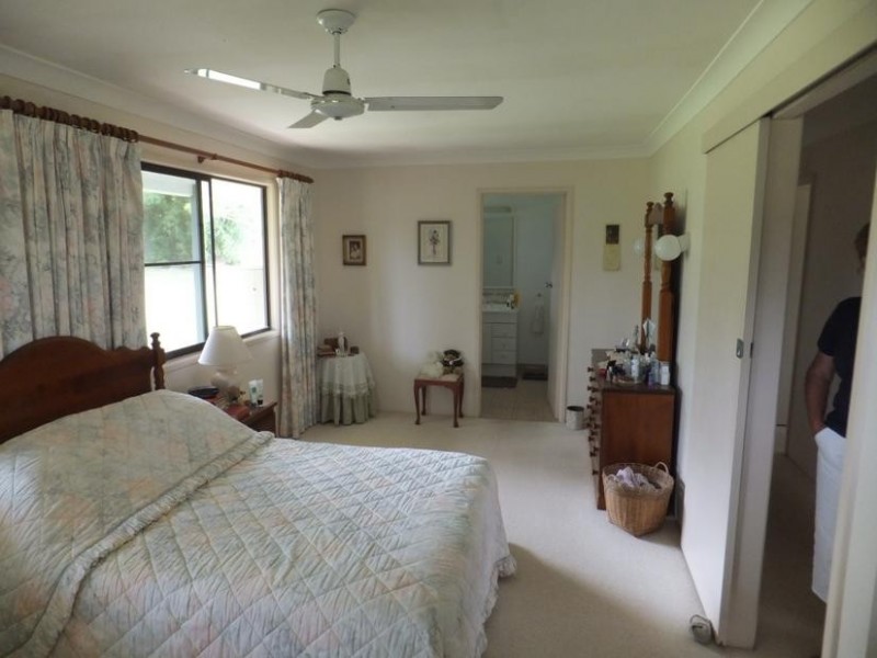 565 BURRUM HEADS ROAD, Burrum River QLD 4659