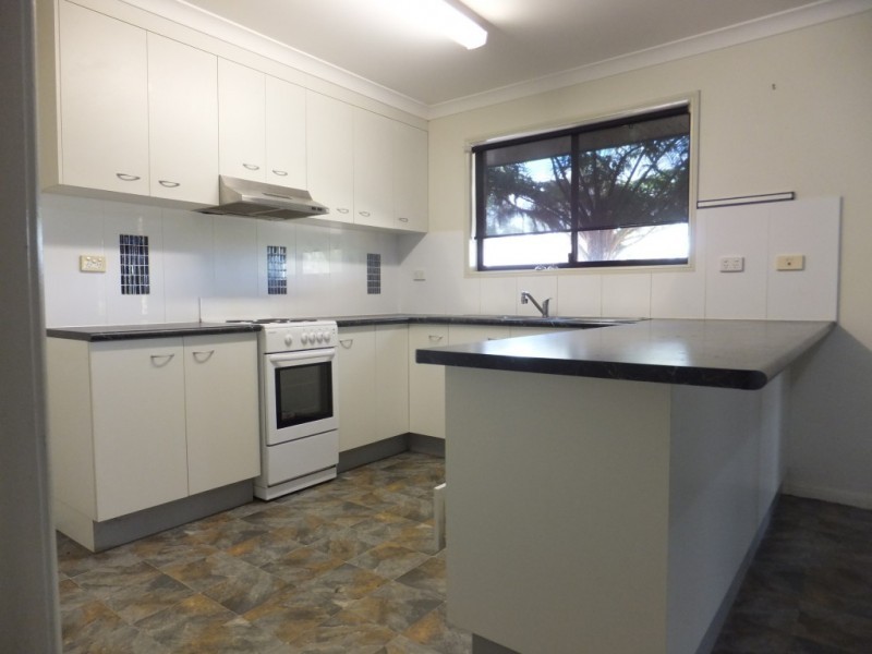 65 THOMPSON ROAD, Childers QLD 4660