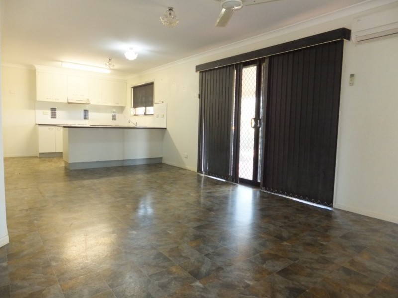 65 THOMPSON ROAD, Childers QLD 4660