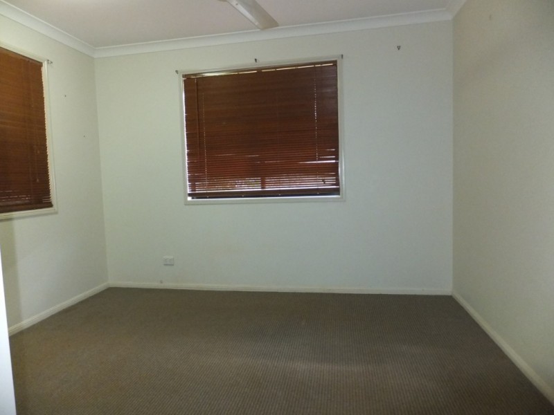 65 THOMPSON ROAD, Childers QLD 4660