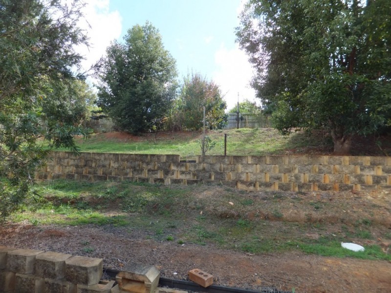65 THOMPSON ROAD, Childers QLD 4660