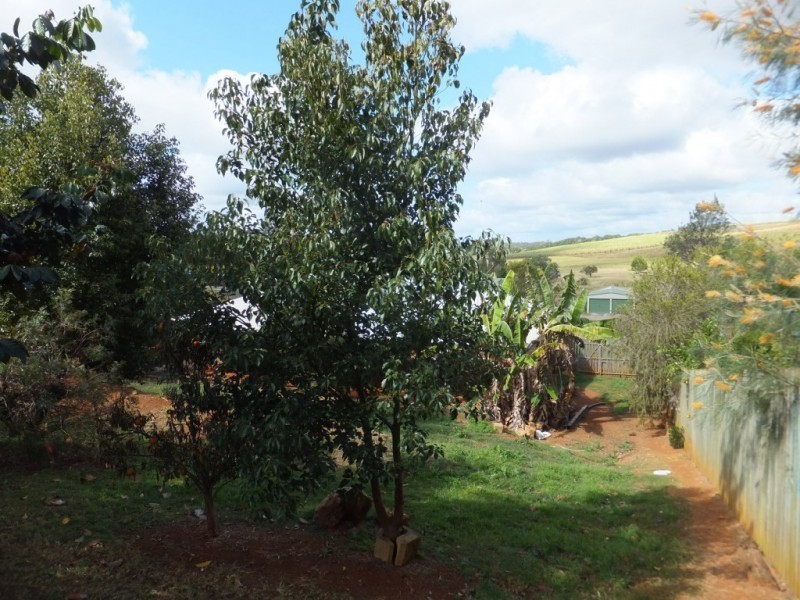 65 THOMPSON ROAD, Childers QLD 4660