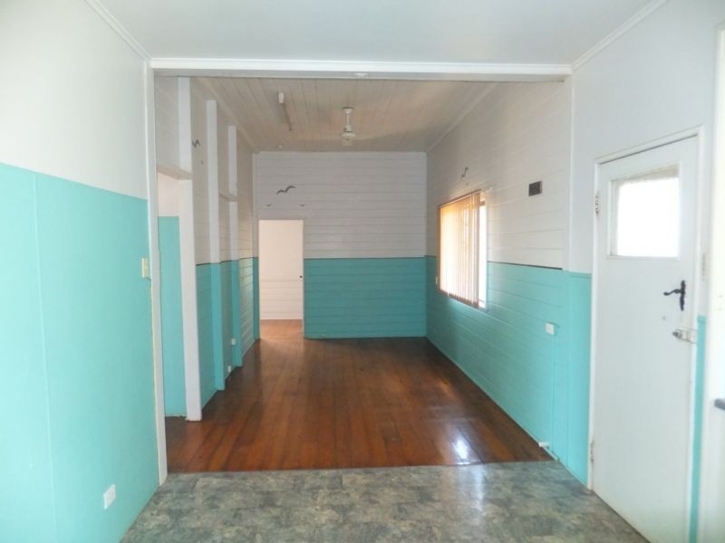 174 Churchill Street, Childers QLD 4660