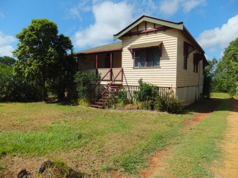 174 CHURCHILL STREET, Childers QLD 4660