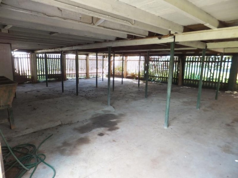 174 CHURCHILL STREET, Childers QLD 4660