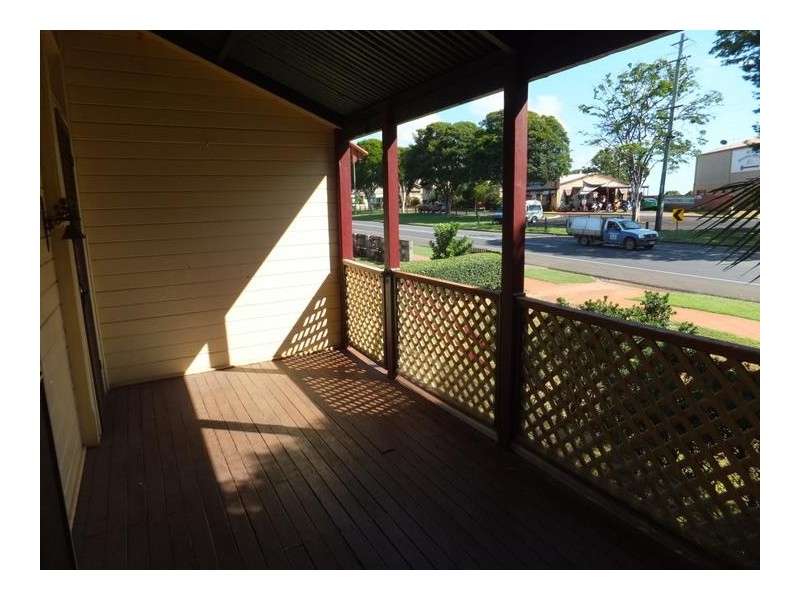 174 CHURCHILL STREET, Childers QLD 4660