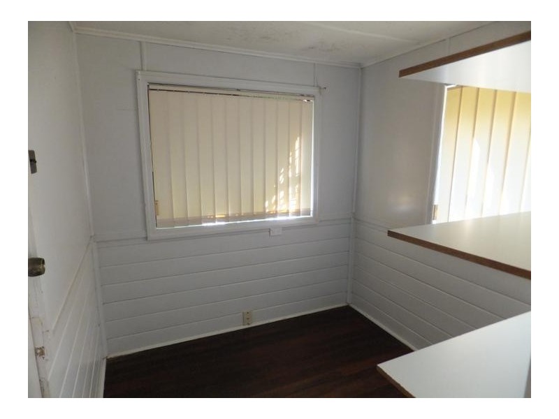 174 CHURCHILL STREET, Childers QLD 4660