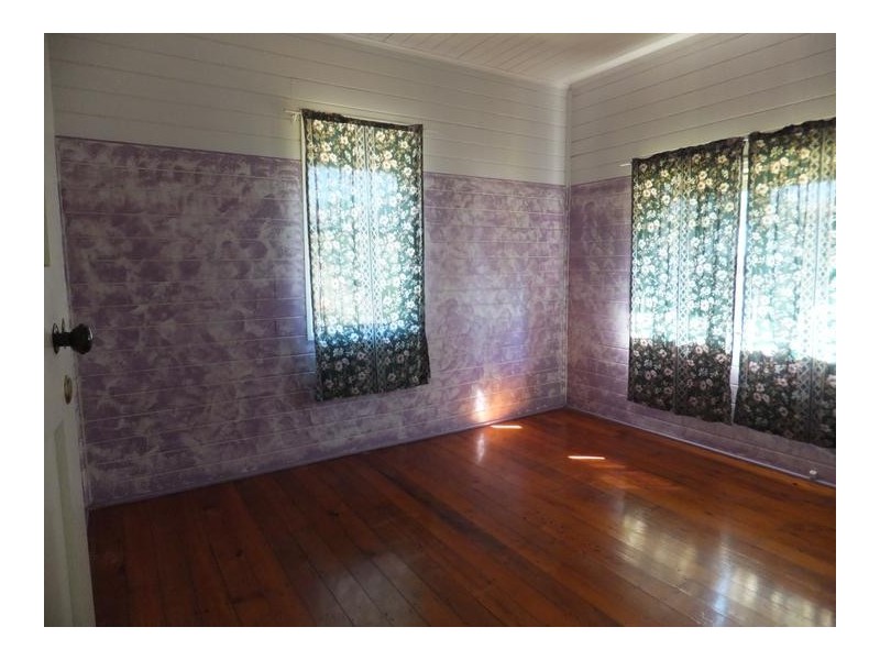 174 CHURCHILL STREET, Childers QLD 4660