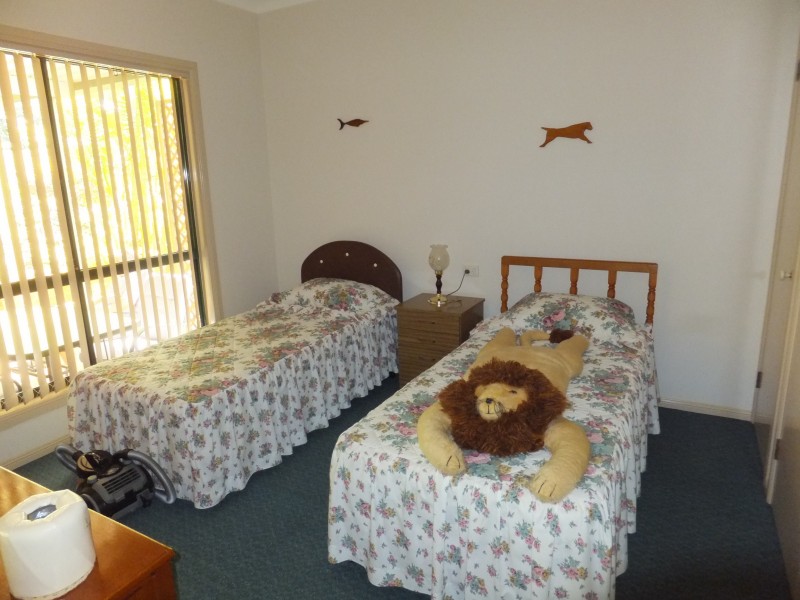 141 RAINBOWS ROAD, South Isis QLD 4660