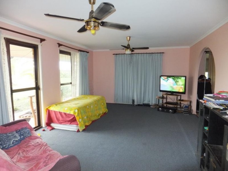 225 WOODGATE ROAD, Woodgate QLD 4660