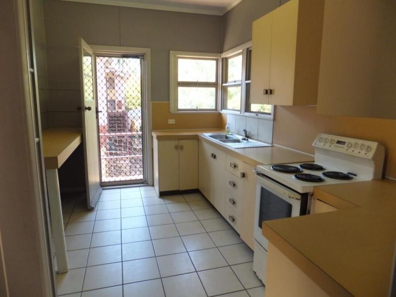 198 CHURCHILL STREET, Childers QLD 4660