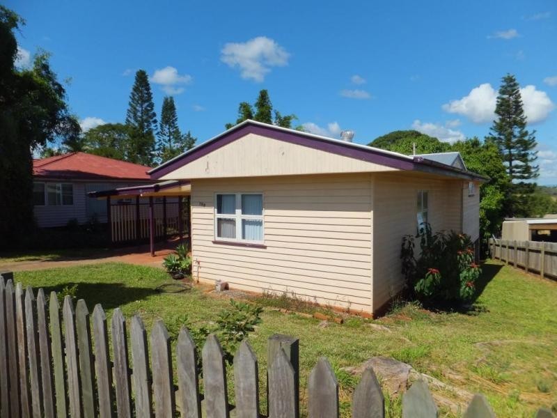 198 CHURCHILL STREET, Childers QLD 4660