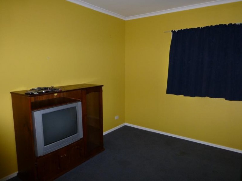 2 GLOUCESTER STREET, Biggenden QLD 4621