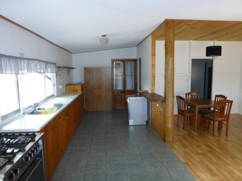 96 BLUFF VIEW ROAD, Biggenden QLD 4621