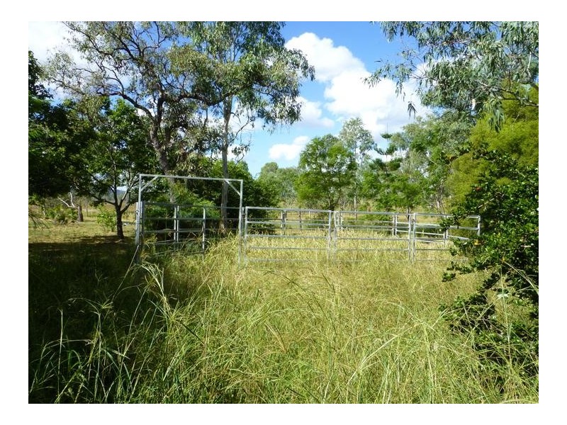 96 BLUFF VIEW ROAD, Biggenden QLD 4621