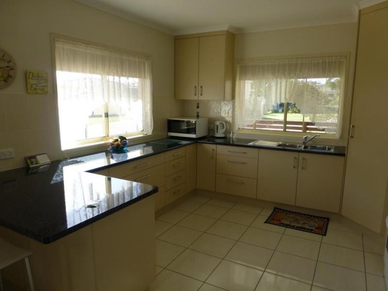 3 HORTON STREET, Biggenden QLD 4621