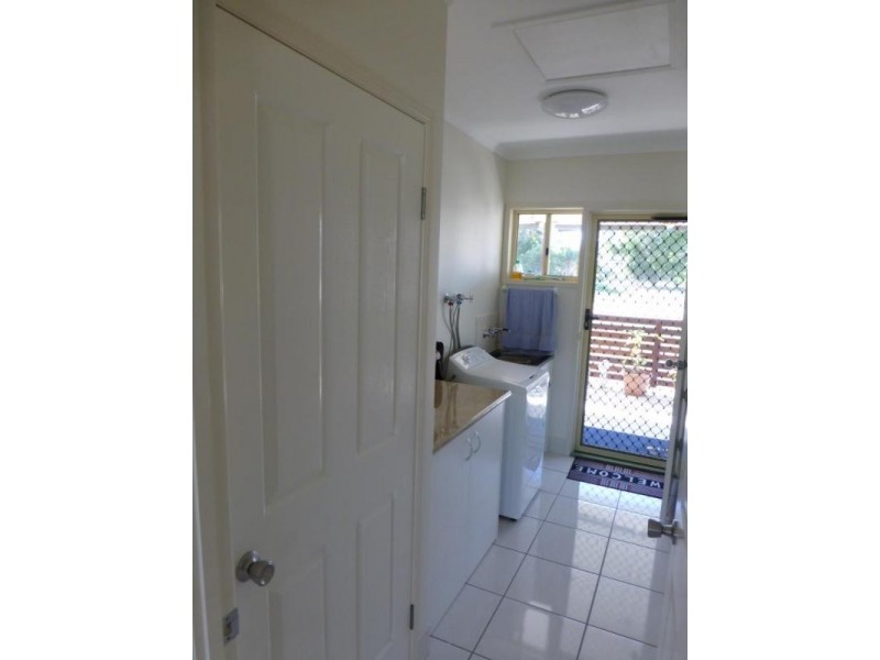 3 HORTON STREET, Biggenden QLD 4621