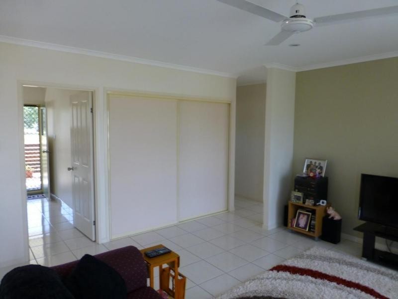 3 HORTON STREET, Biggenden QLD 4621