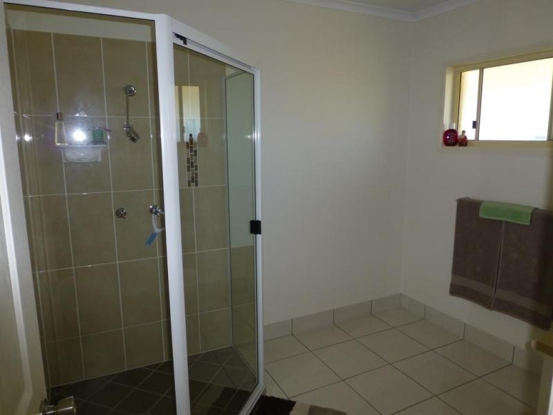 3 HORTON STREET, Biggenden QLD 4621