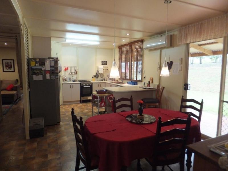 170 RAINBOWS ROAD, South Isis QLD 4660
