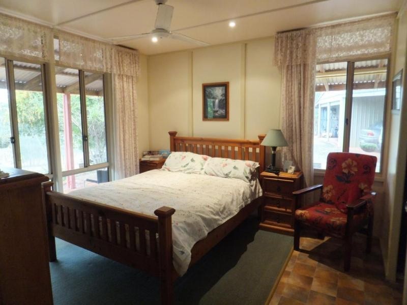 170 RAINBOWS ROAD, South Isis QLD 4660
