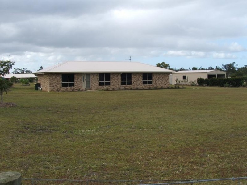 10 RHYTHM RISE, Redridge QLD 4660