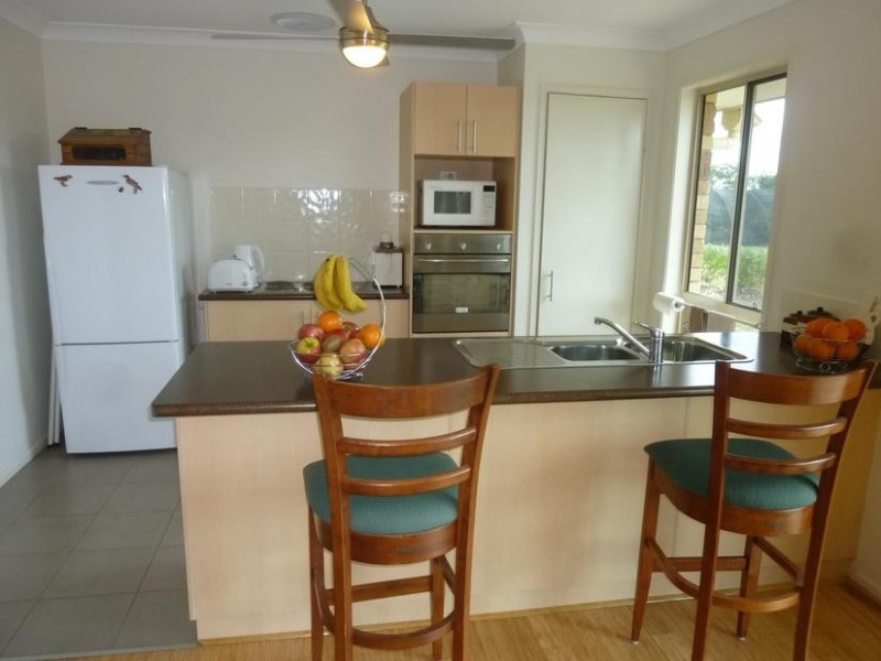 10 RHYTHM RISE, Redridge QLD 4660