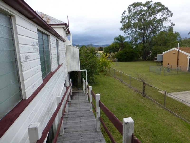 5 EDWARD STREET, Biggenden QLD 4621