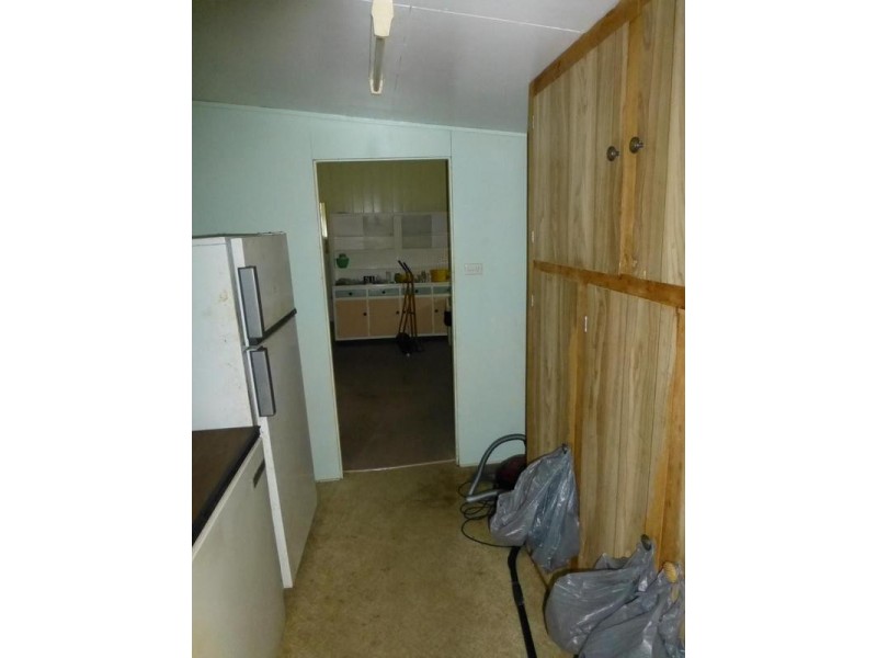 5 EDWARD STREET, Biggenden QLD 4621