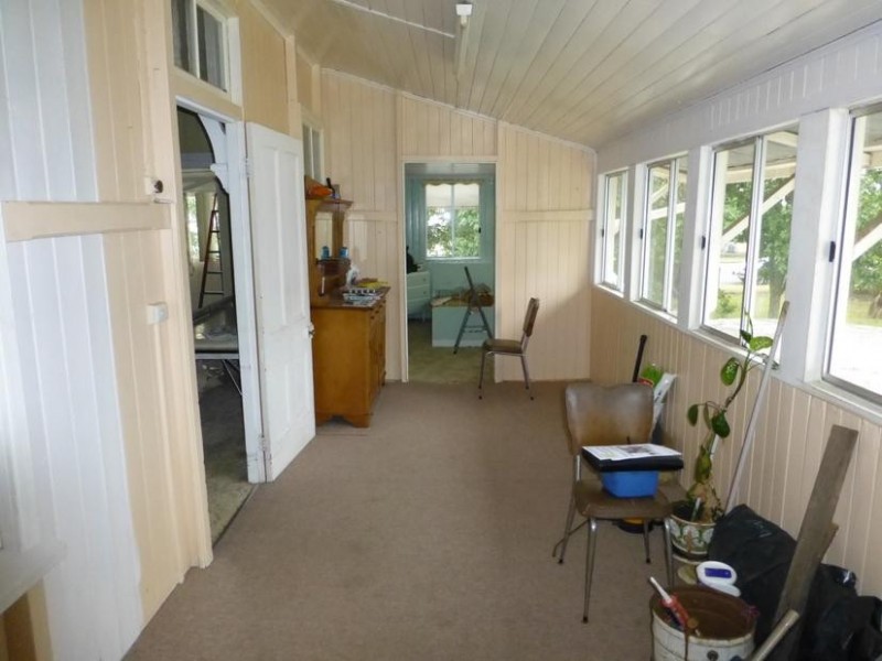 5 EDWARD STREET, Biggenden QLD 4621