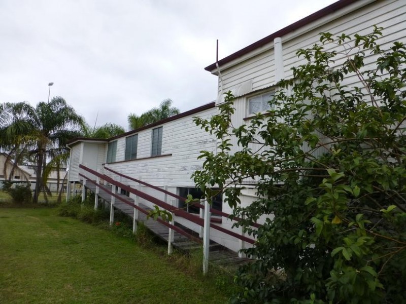 5 EDWARD STREET, Biggenden QLD 4621