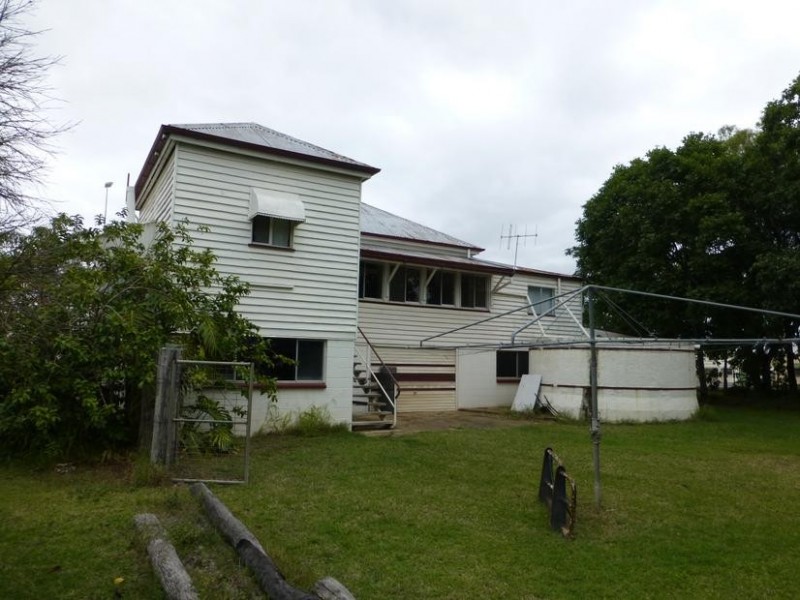 5 EDWARD STREET, Biggenden QLD 4621