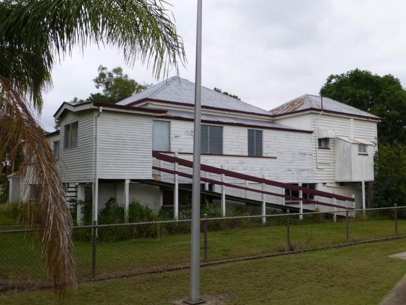 5 EDWARD STREET, Biggenden QLD 4621