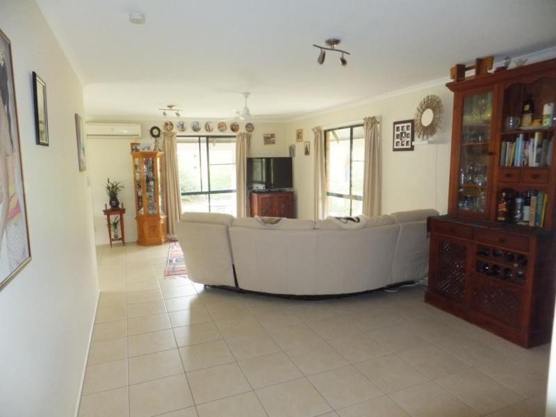 3 BLUE GUM DRIVE, Redridge QLD 4660