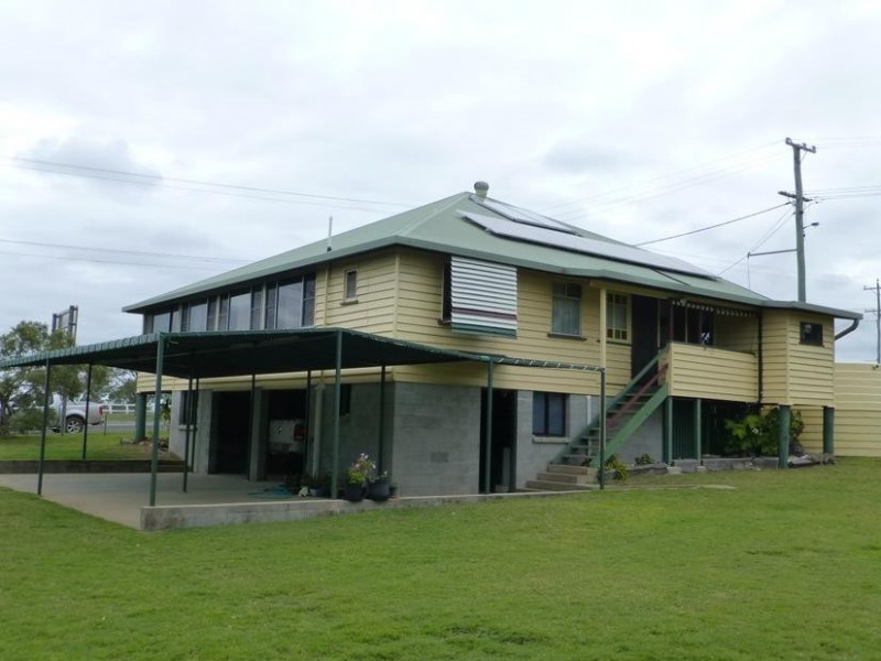 6 WALSH STREET, Biggenden QLD 4621