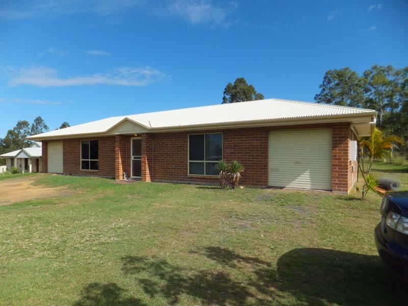 2 WALLACE STREET, Apple Tree Creek QLD 4660
